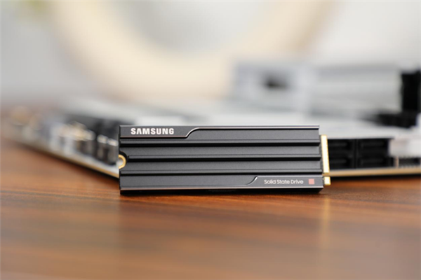 三星9100 PRO固态硬盘实测：PCIe 5.0旗舰教科书