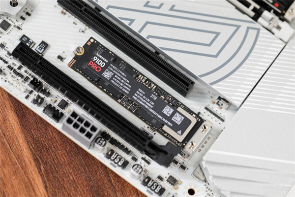 三星9100 PRO固态硬盘实测：PCIe 5.0旗舰教科书