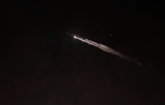多地网友目击夜空不明飞行物 天文博士：系前苏联发射卫星